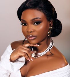 Eklenam_hair and makeup