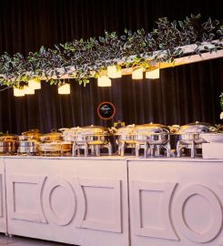 FamRoyale Cakes and Catering