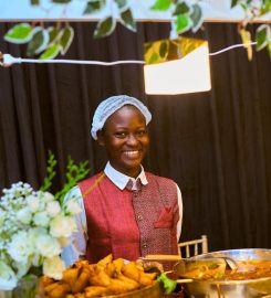 FamRoyale Cakes and Catering