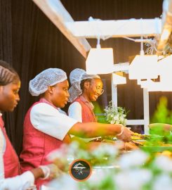 FamRoyale Cakes and Catering