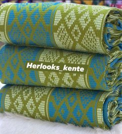 HerLooks Kente Plug